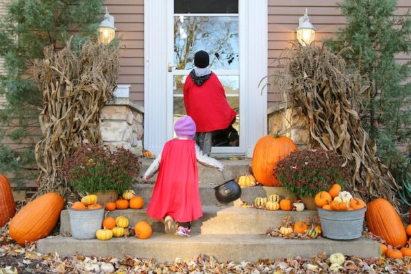 5 Ways to Help Children With Sensory Challenges Participate in Halloween Festivities