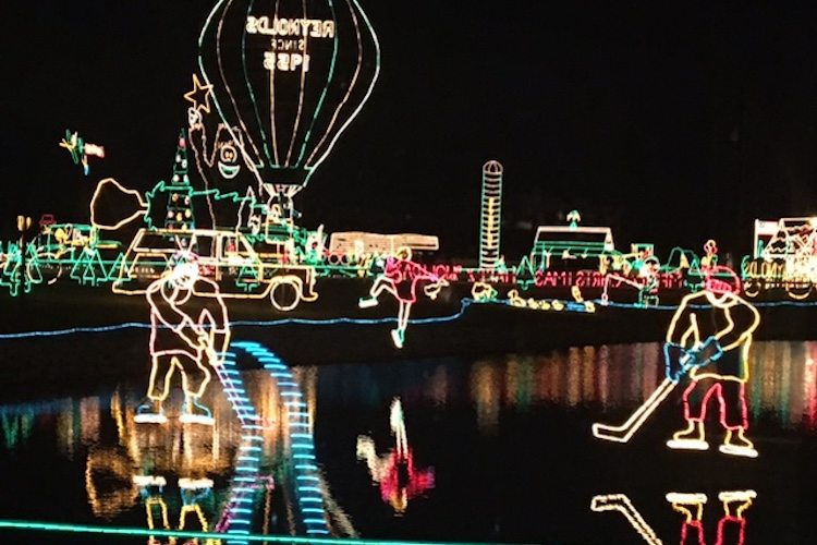 Reynolds John Deere Fishers Indiana Christmas Lights Shelly Lighting
