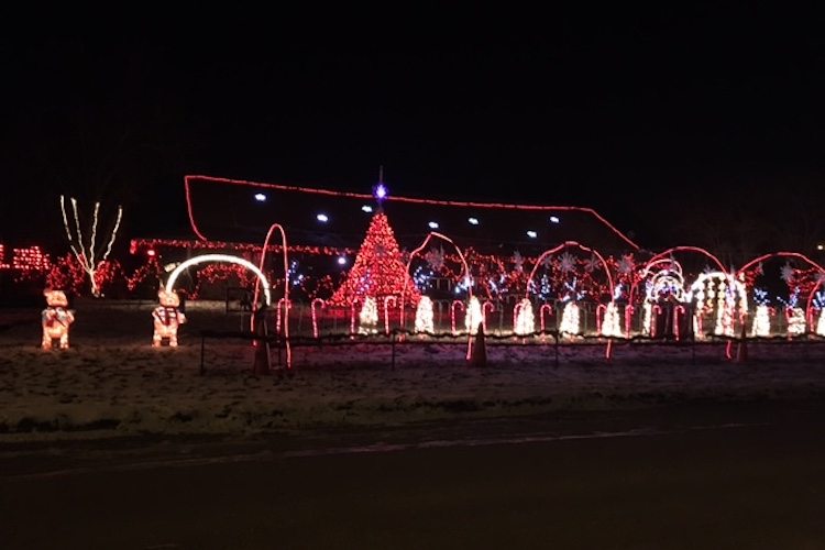 Dancing Christmas Lights in Sharpsville A free treat for all  