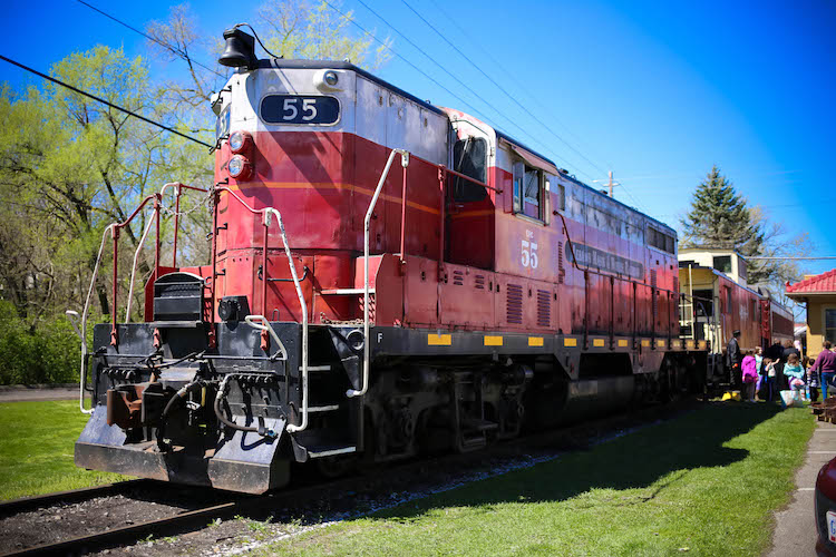 5 Reasons to Visit LM&M Railroad This Warren County gem is worth a trip!