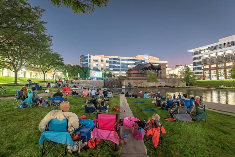 Sunset Cinema on the Canal; Photo Credit: facebook.com/DowntownIndy/
