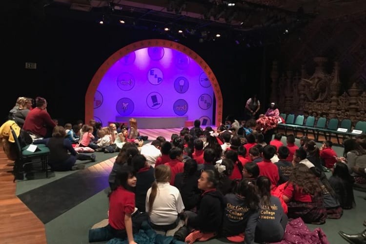Elephant & Piggie’s “We Are in a Play!” at IRT