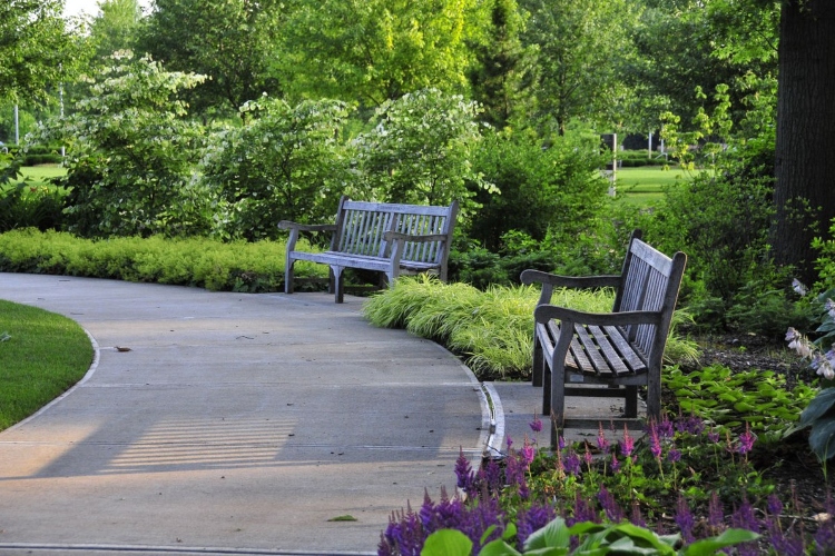 The Essential Gardens in Indiana to Visit with Kids