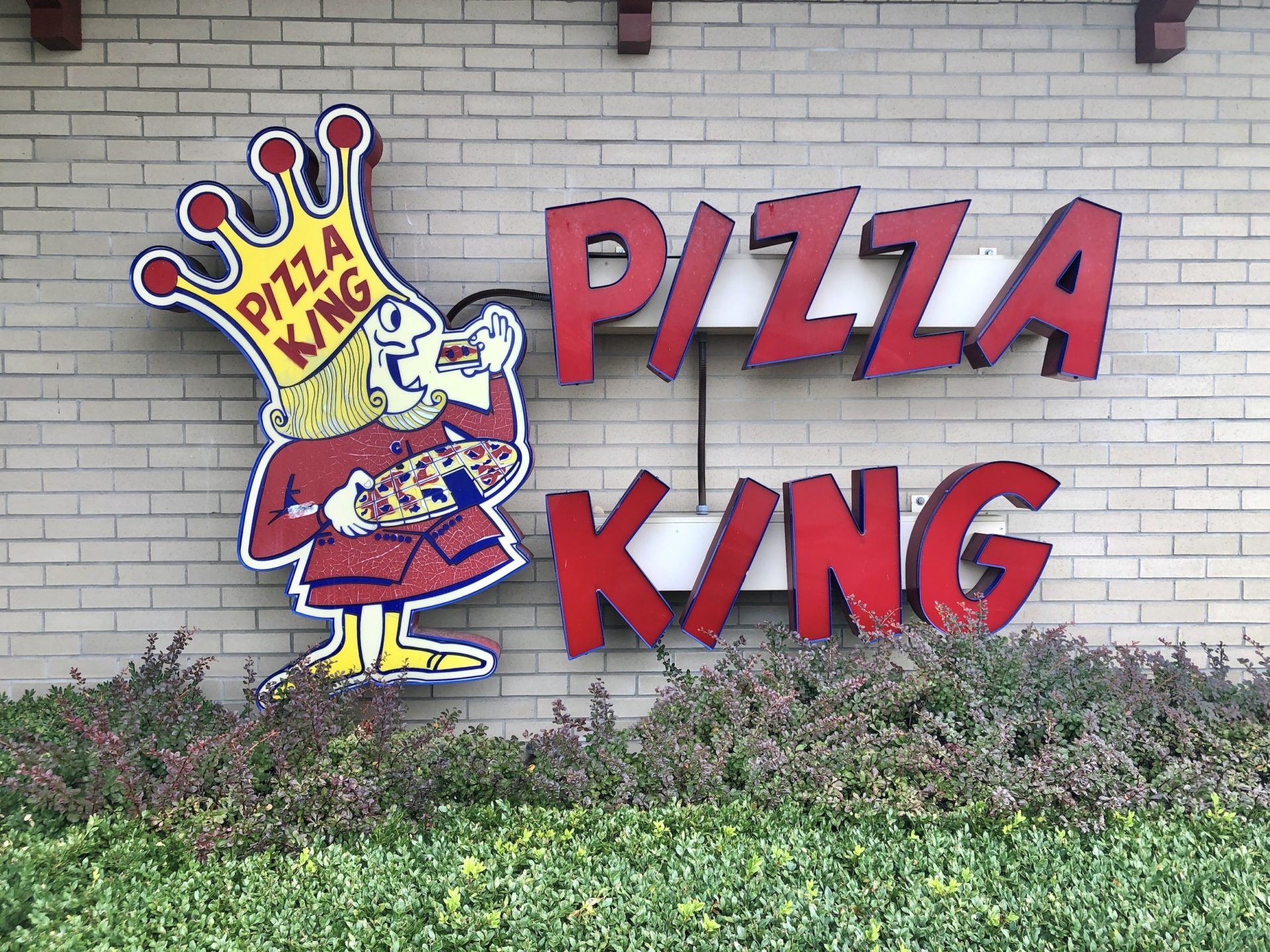 Pizza King Where a Train Brings your Drinks Indy's Child Magazine