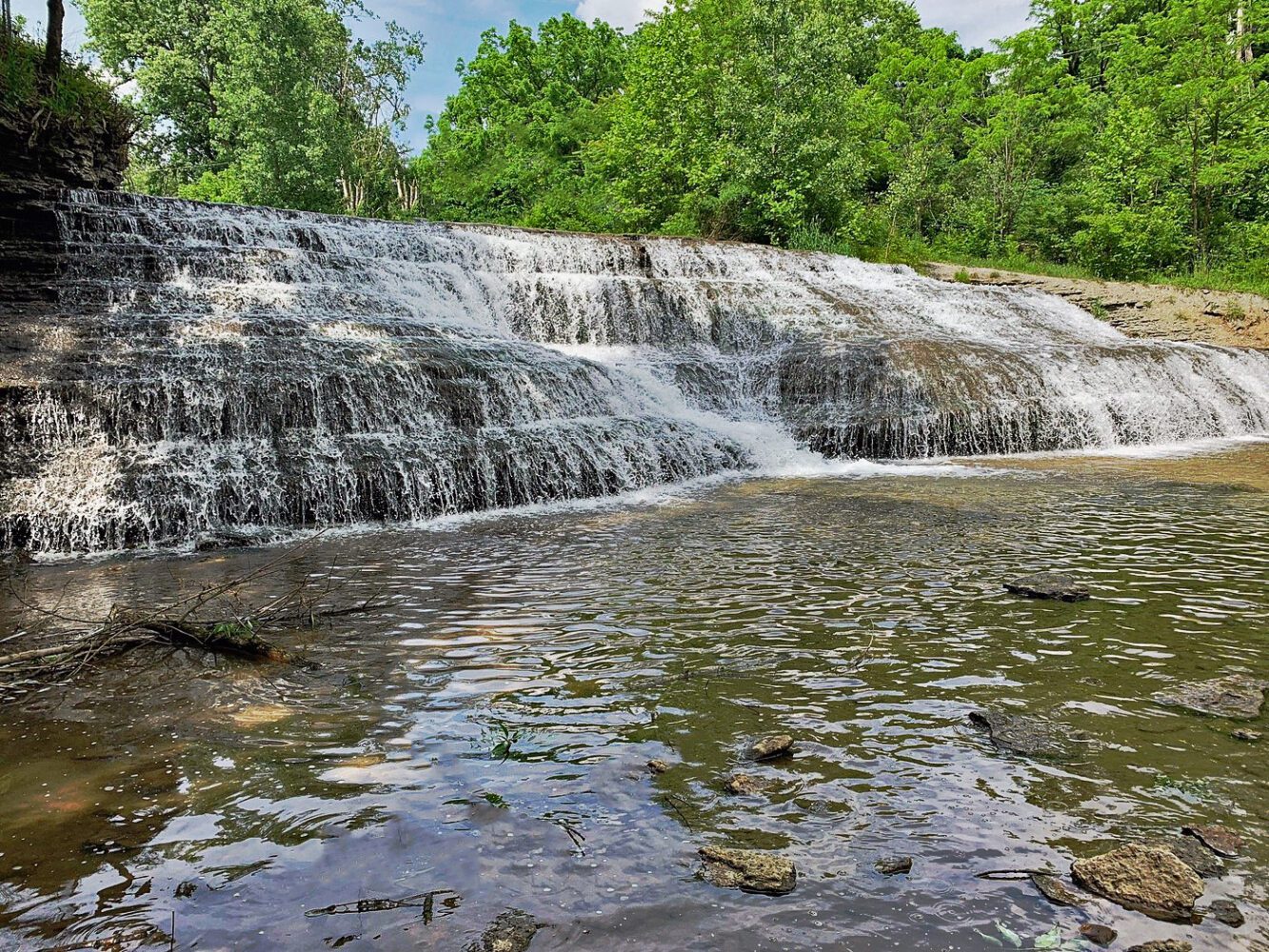 springwood park waterfall