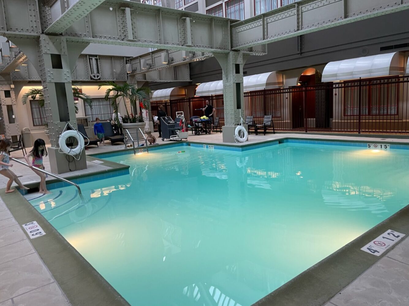 Crowne Plaza Hotel Pool Indianapolis