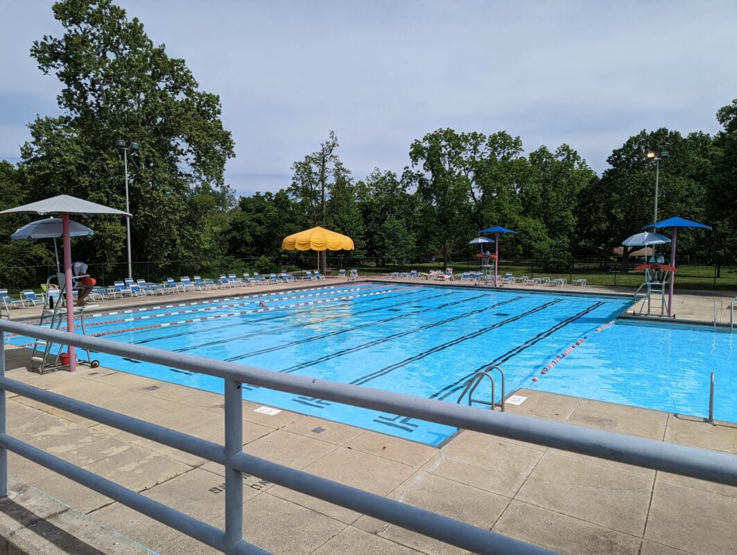 Public Pools & Water Parks near Indianapolis