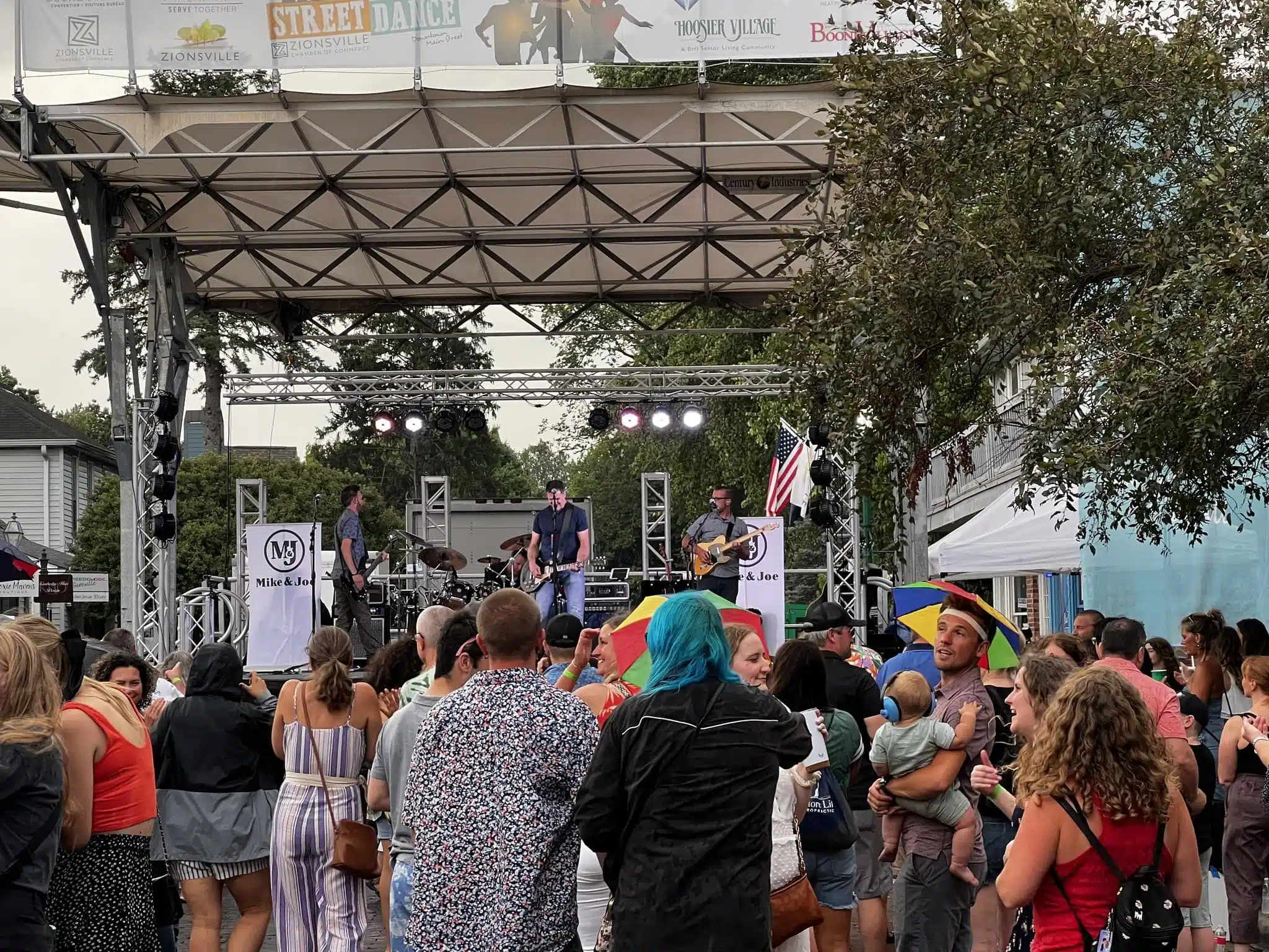 Things to Do This Weekend in Indianapolis with Kids | July 31-Aug. 2, 2026 3 Zionsville Street Dance 2024