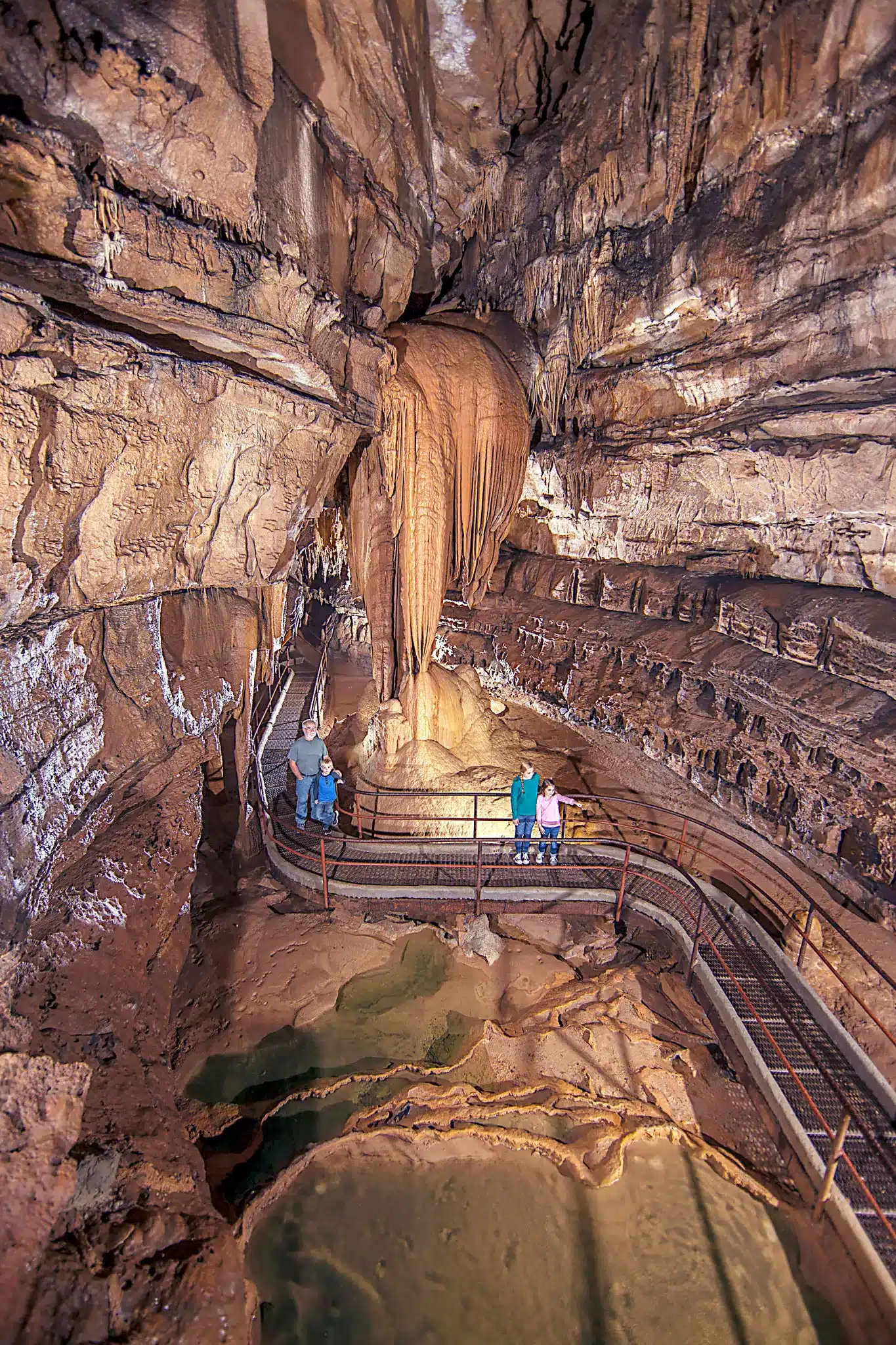 Squire Boone Caverns