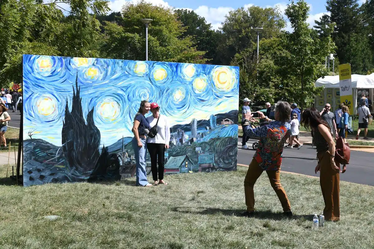 Penrod Arts Fair photo opportunity at Newfields in Indianapolis
