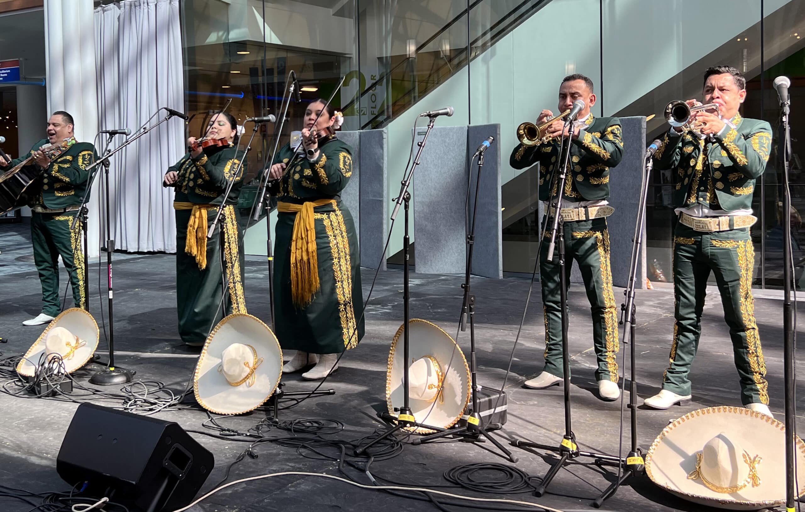 Mariachi band Indy Mariachi and Folklore Fest scaled