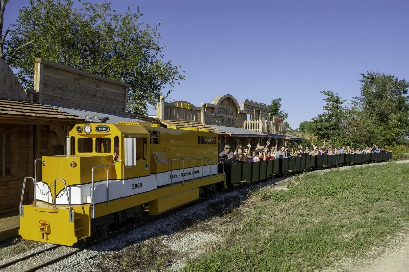 8 Awesome Events Taking Place This Weekend near Indianapolis | September 26-28 5 Lark Ranch Train