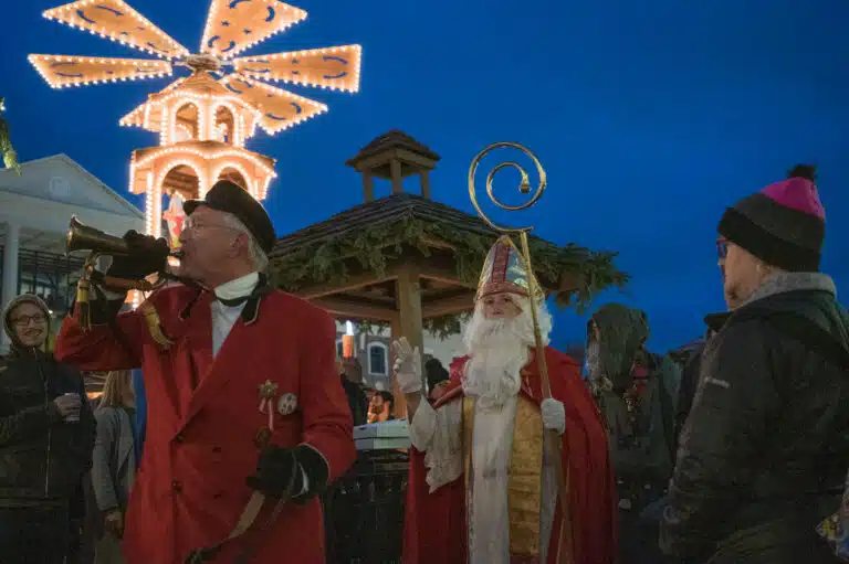 Gluhwein Gala and Sankt Nikolaus highres 3