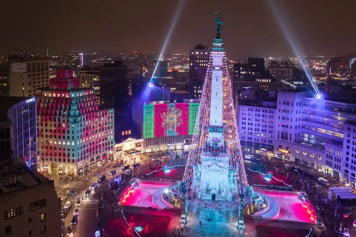 Best Christmas Lights in Indianapolis 2026 7 Circle of Lights on Monument Circle in downtown Indianapolis lit up for the holidays