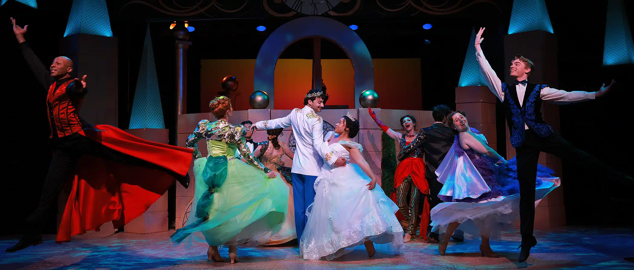 Cinderella Brings Fairy-Tale Fun to Beef & Boards 3 Cinderella Brings Fairy-Tale Fun to Beef & Boards