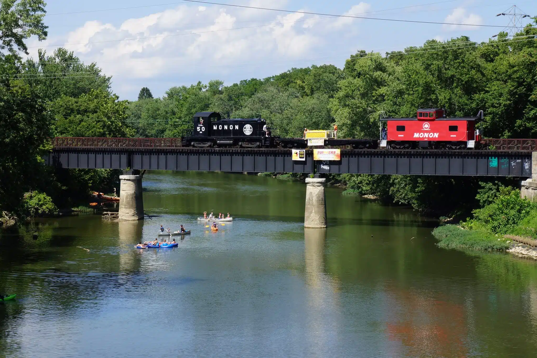 White River Canoe Company tubing trip in Noblesville near Indianapolis