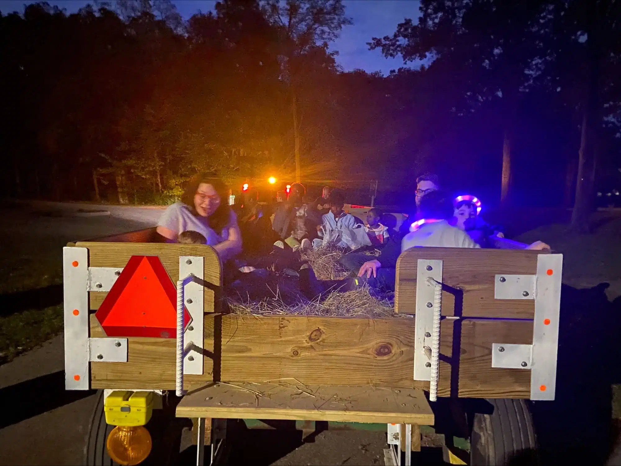 Hayrides Near Indianapolis: Family-Friendly & Spooky (2026) 1 Eagle Creek Wagon