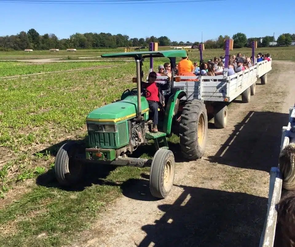 Hayrides Near Indianapolis: Family-Friendly & Spooky (2026) 9 watermans